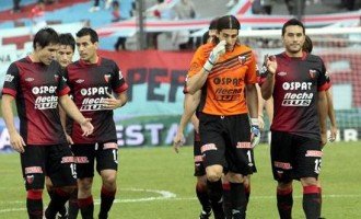 Arsenal frenó a Colón