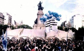 22 años de la Carpa Blanca