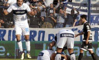 Gimnasia le ganó a All Boys y es puntero junto a River