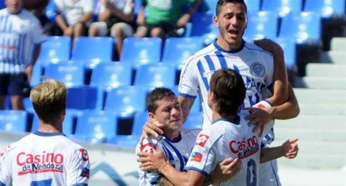 Godoy Cruz ganó y pelea en las dos tablas