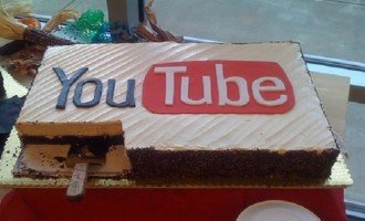 El primer video de Youtube: los elefantes tienen la trompa muy larga