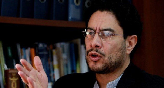“Uribe quiere seguir siendo el líder de la extrema derecha latinoamericana”