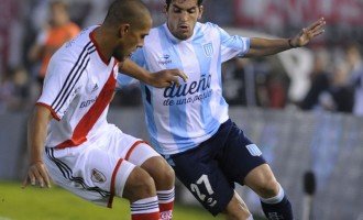 River le ganó a Racing y es puntero junto a Gimnasia