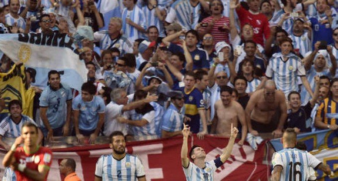 Los barras argentinos en Brasil, como panchos por su casa