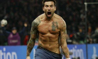 Los abdominales de Lavezzi y un debate candente sobre igualdad de género