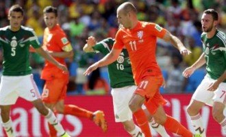 Holanda lo dio vuelta en cinco minutos y eliminó a México