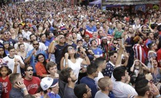 ¿Decadencia del imperio americano o latinoamericanización futbolera?