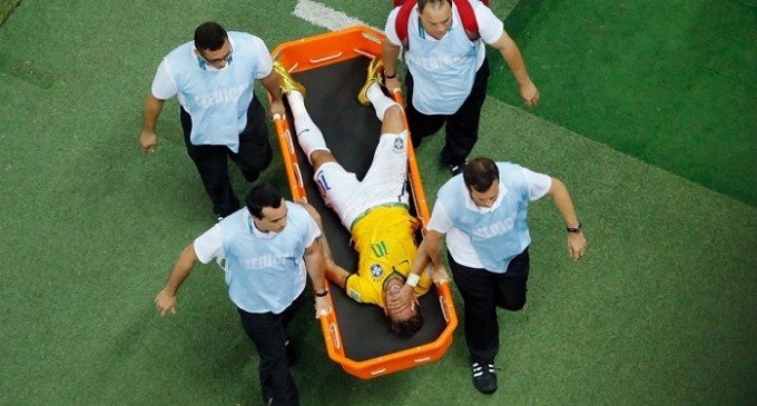 Neymar afuera del Mundial por fractura de vertebra lumbar