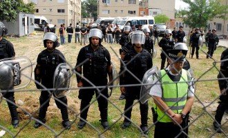 Luego del desalojo, acampe y violencia