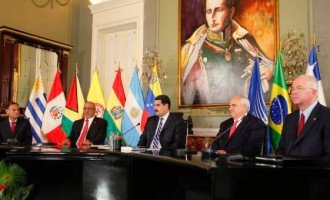 Samper asume la secretaría de Unasur con agenda de paz y desarrollismo