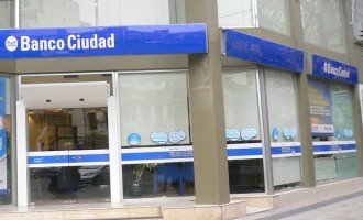 Paro y movilización de los trabajadores del Banco Ciudad
