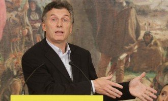 Macri prometió que no volverá atrás con YPF y echará a los fondos buitre
