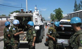 La ONU extiende su misión militar en Haití hasta 2015