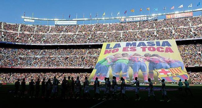 Barcelona no podrá contratar jugadores hasta 2016