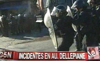 La Policía Metropolitana reprimió en Villa Lugano