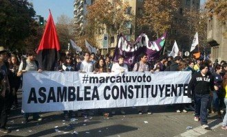 Reformar o refundar: El debate por la Constitución en Chile