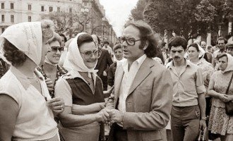 38 años de las rondas de las Madres en Plaza de Mayo