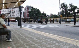 Se levantó el paro de colectivos previsto para este jueves
