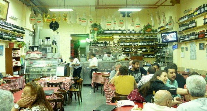 Comensalidad, bienestar y bodegón: Spiagge di Napoli