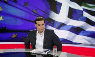 Alexis Tsipras: “Asumo mi responsabilidad de firmar algo en lo que no creo”