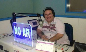 Sicarios asesinan a periodista brasileño mientras hacía su programa