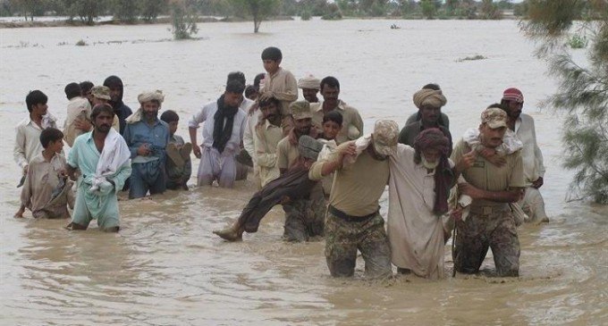 Un millón de personas desplazadas por las inundaciones en la India