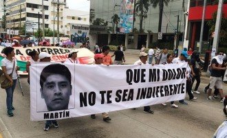 Familiares de Ayotzinapa se reunirán con el presidente Peña Nieto