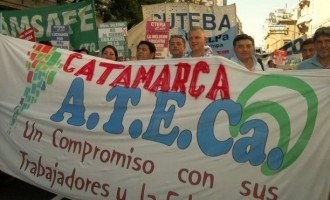 Catamarca: docentes inician nuevo paro e instalan una carpa blanca