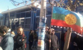 Integrantes del Pueblo Mapuche ocuparon oficinas de YPF en Neuquén