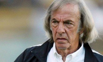 Cesar Luis Menotti: “El 90% de los futbolistas no saben jugar”