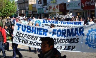 Reprimen a trabajadores metalúrgicos despedidos en San Luis