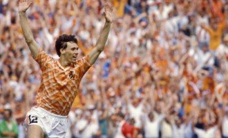 Marco Van Basten, el tulipán con tallo de cristal