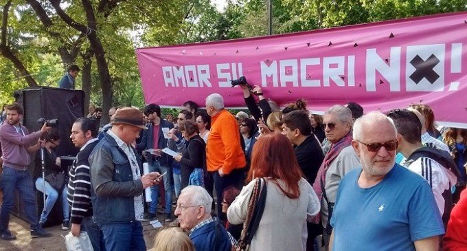 Derechización de la política y movilización popular