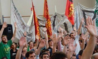 Sacan el ingreso eliminatorio de la Facultad de Ciencias Médicas de La Plata