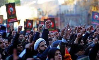 Aumenta la tensión entre Irán y Arabia Saudita tras la ejecución de un clérigo chiita