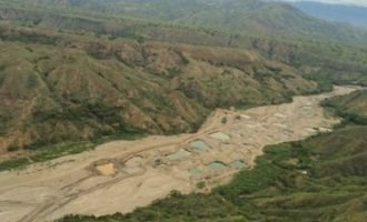 Río colombiano desaparece producto de la minería ilegal