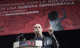 Varoufakis: “Necesitamos brigadas internacionales que democraticen Europa”