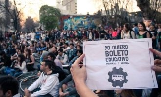 Estudiantes se movilizan para exigir un boleto educativo metropolitano