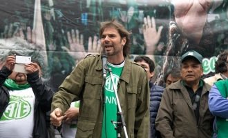 “Los trabajadores están más politizados pero falta avanzar en su sindicalización”
