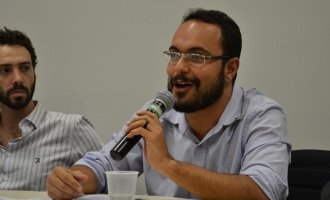 “El golpe parlamentario compromete de forma directa la democracia en Brasil”