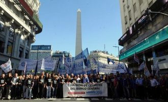 Los bancarios siguen firmes: paro de 72 horas