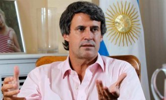 Alfonso Prat-Gay: “Aumentó el empleo y también los salarios”