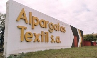 Una de las empresas que acordó con Macri no despedir anunció 70 despidos