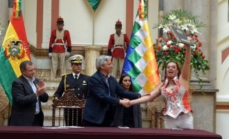 Bolivia promulga ley de identidad de género