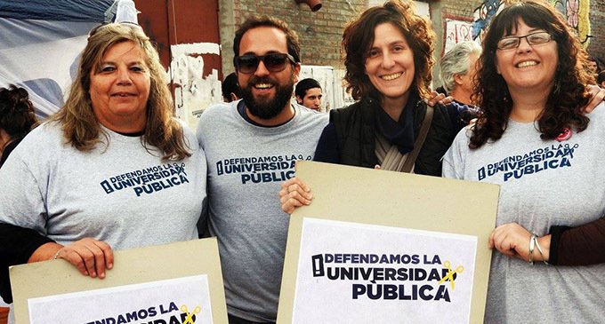 “El sentido de lo público de la universidad está puesto en juego”