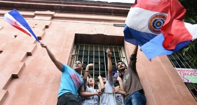 Rebelión estudiantil en Paraguay: 130 colegios tomados