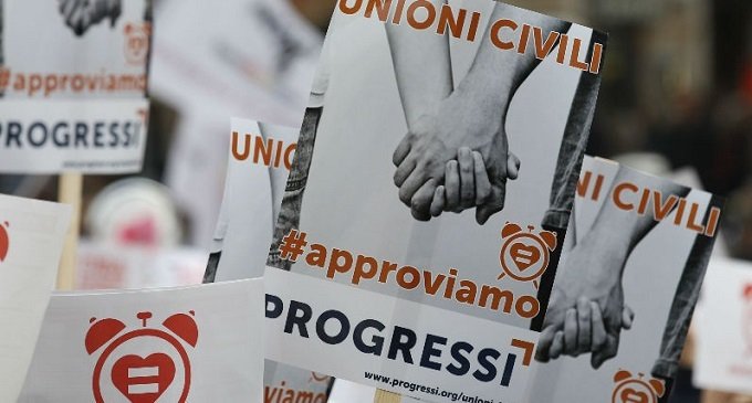 Las uniones civiles son ley en Italia