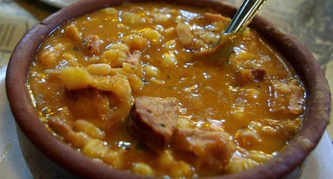 La receta de locro de doña Petrona para este 25 de mayo
