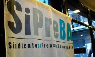 Movilización de trabajadores de prensa: “No queremos saludos, necesitamos trabajo”