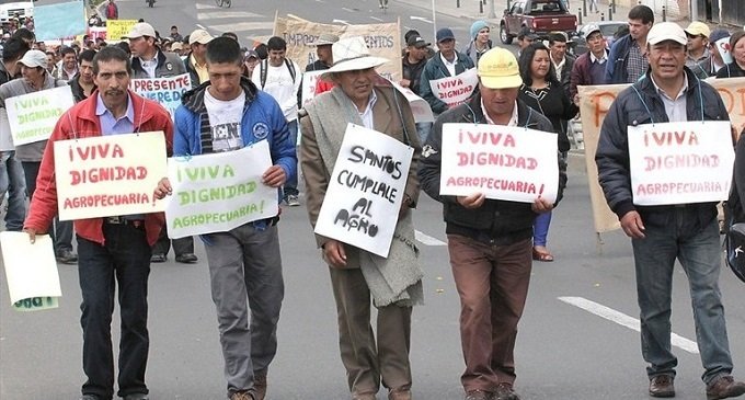 Paro Agrario en Colombia: “El gobierno de Santos se apresta a un asalto militar”